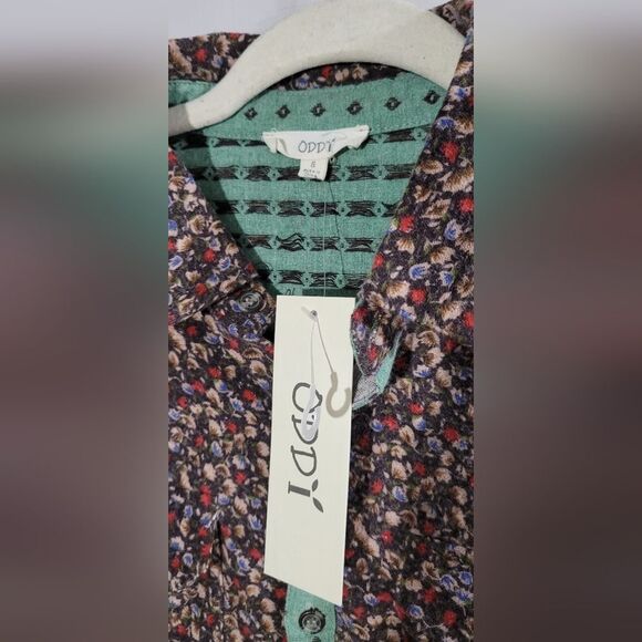 ODDY size small floral print button up with fringe longsleeve top NWT - Picture 3 of 6